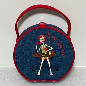 “Do Me Over Diva” Novelty Denim Vanity Case Round Cosmetic
Makeup Bag